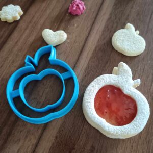 Alma formájú linzer kiszúró szett