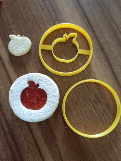Linzer karika kiszúró szett alma mintával