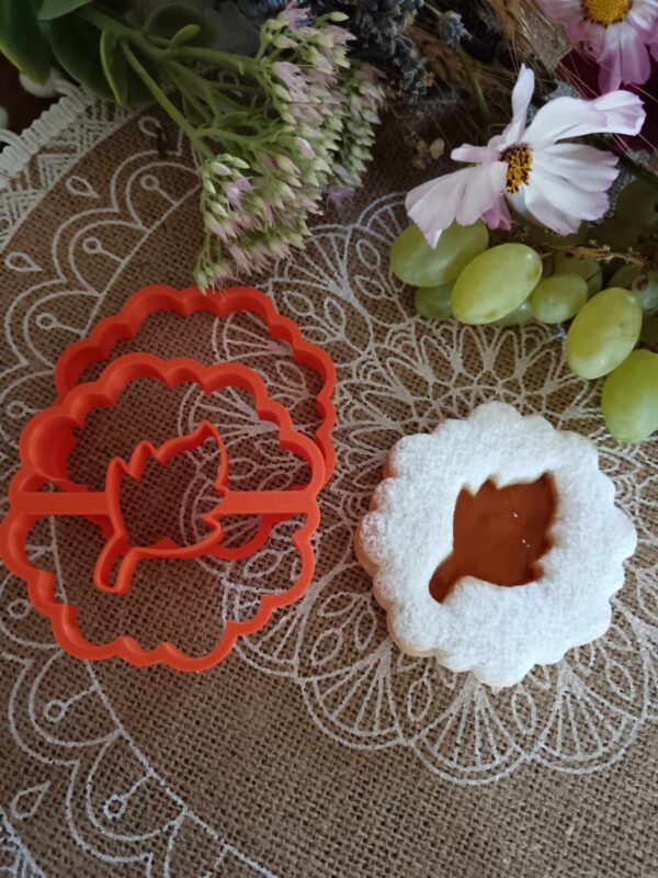 Linzer kiszúró szett levéllel
