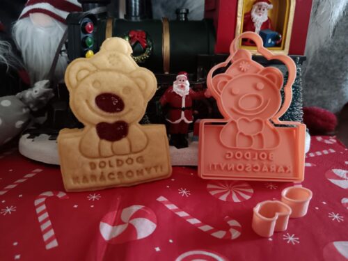 Boldog karácsonyt feliratos kiszúró és mintázó macival