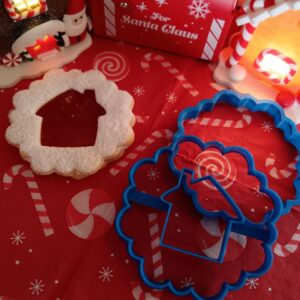 Linzer kiszúró szett házikóval