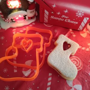 Kicsi csizma szívvel linzer kiszúró szett