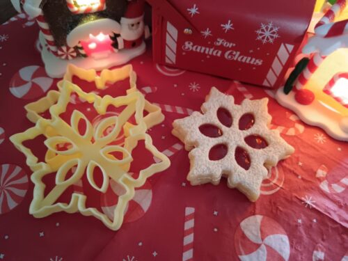 Csillag linzer kiszúró szett 6 bogyóval