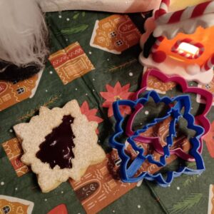 Csillag linzer kiszúró szett karácsonyfával