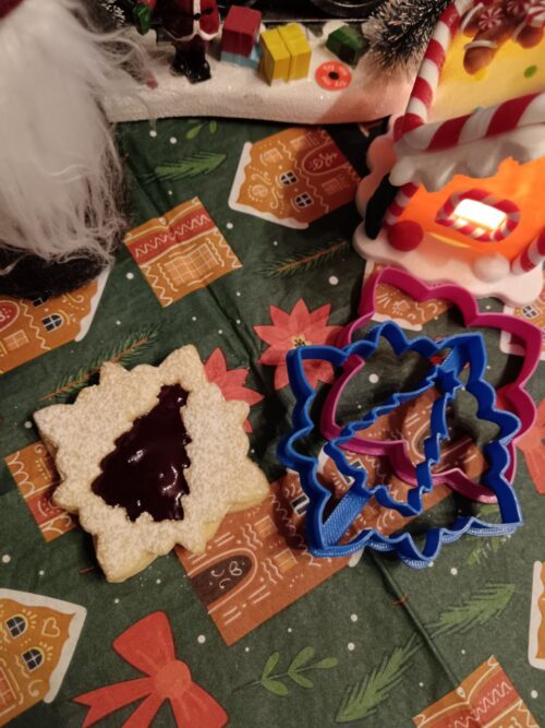 Csillag linzer kiszúró szett karácsonyfával