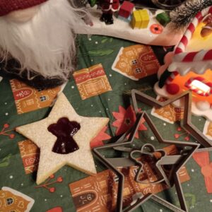 5 ágú csillag linzer kiszúró szett angyallal