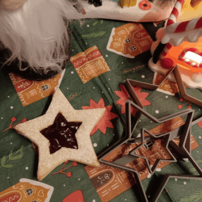 5 ágú csillag linzer kiszúró szett csillaggal