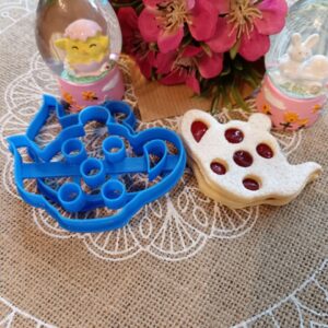 Pöttyös teakaland linzer kiszúró szett