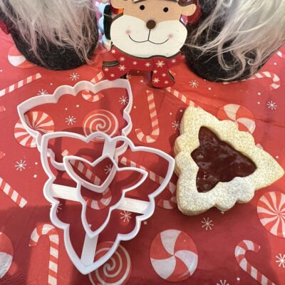 Csücsökfenyő linzer kiszúró szett