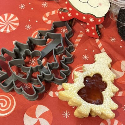 Mesefenyő angyalkával linzer kiszúró szett