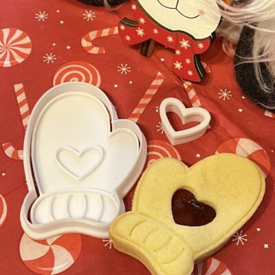 Melengető kesztyűsüti linzer kiszúró szett és mintázó