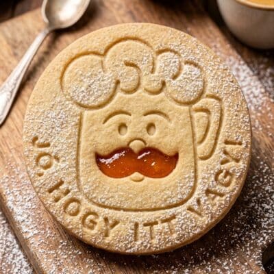 Koccintsunk egy sütivel linzer kiszúró szett